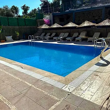Stone House Butik Hotel